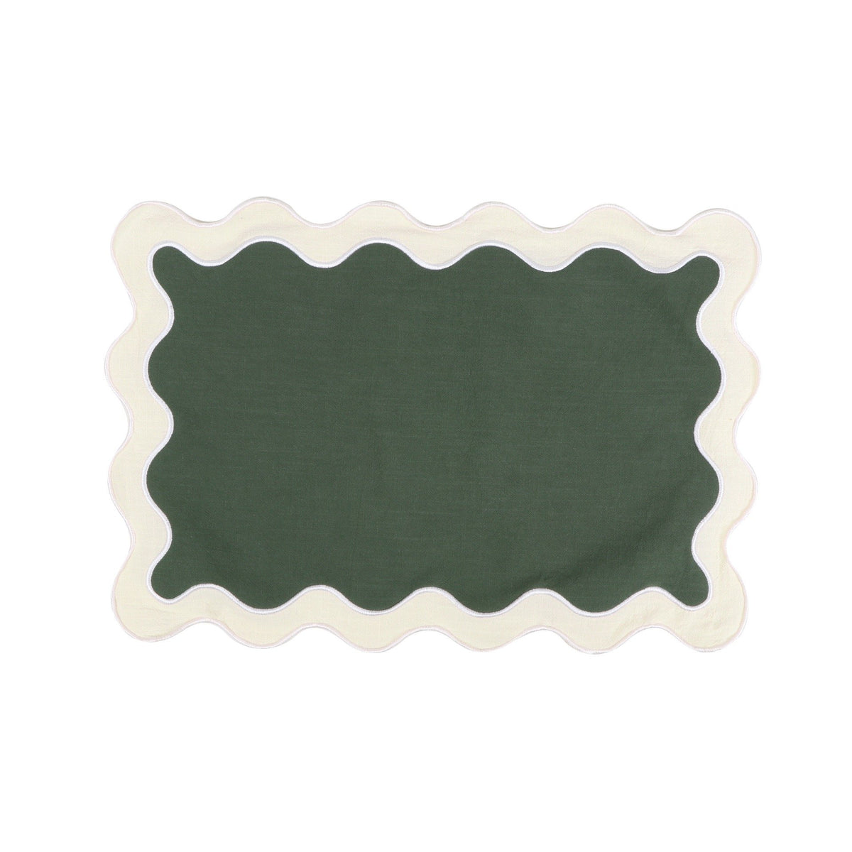 Sailorine dark green placemat with a cream scalloped border