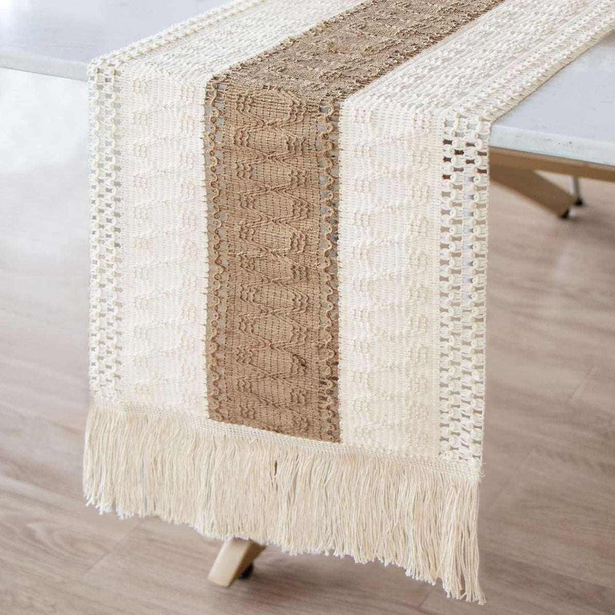 Sailorine close-up of the table runner's open weave, center stripe and fringe